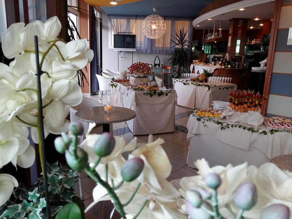Hotel Bellevue Caorle Exterior foto